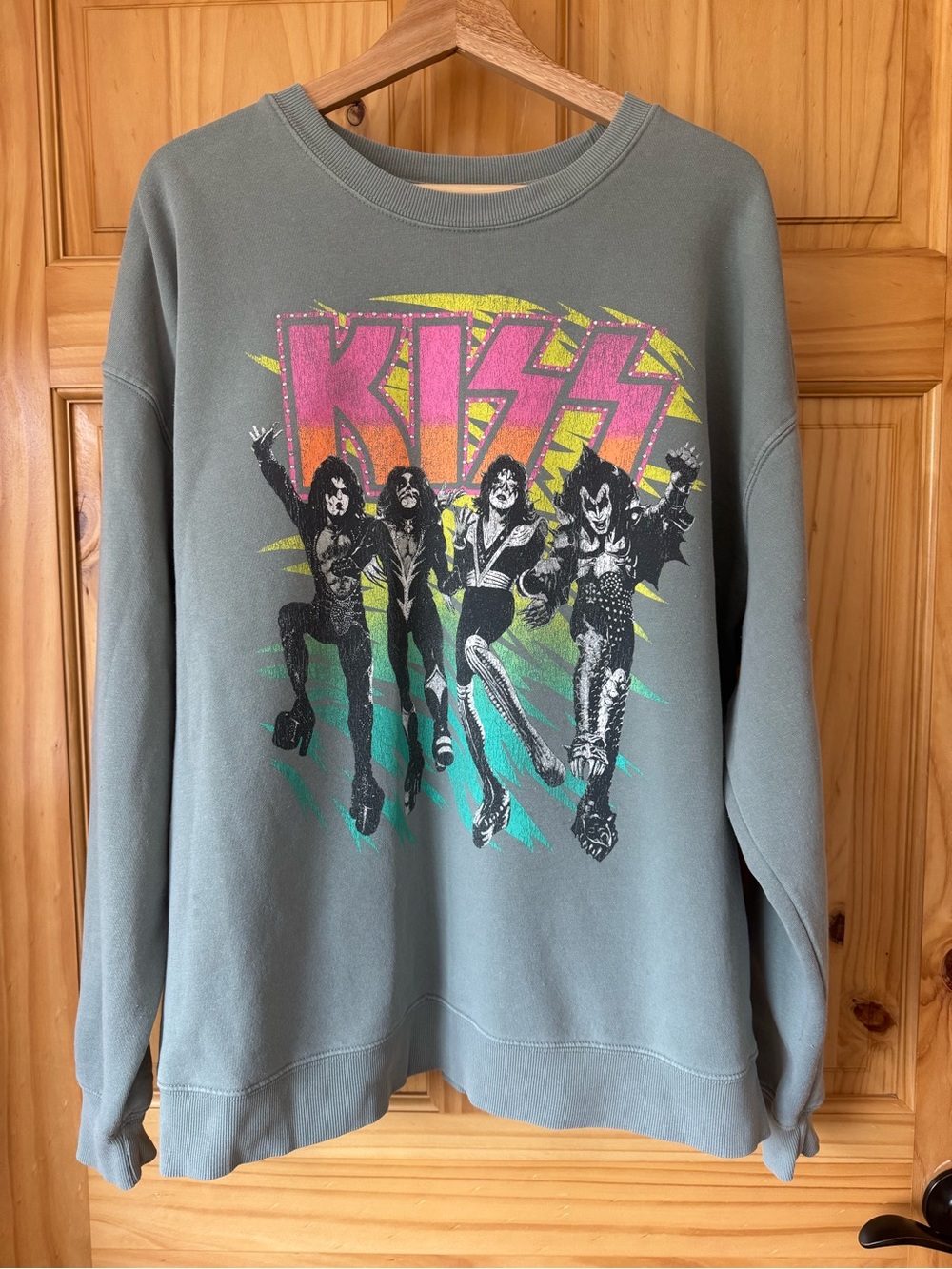 Kiss Full Makeup Neon Pink, Yellow & Teal Retro Graphic Sweatshirt size 3X
